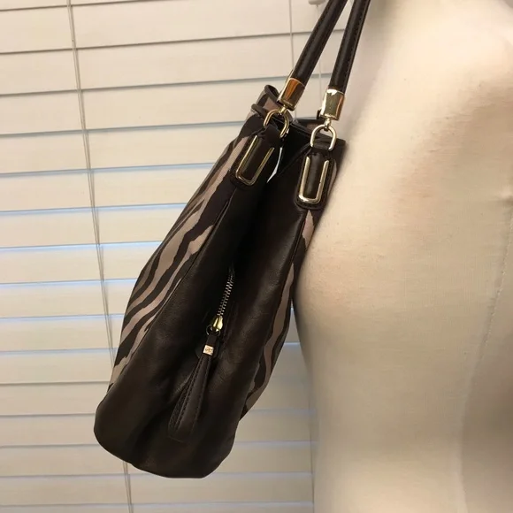 Coach Zebra Print Phoebe Madison Purse Bag - Picture 3 of 9
